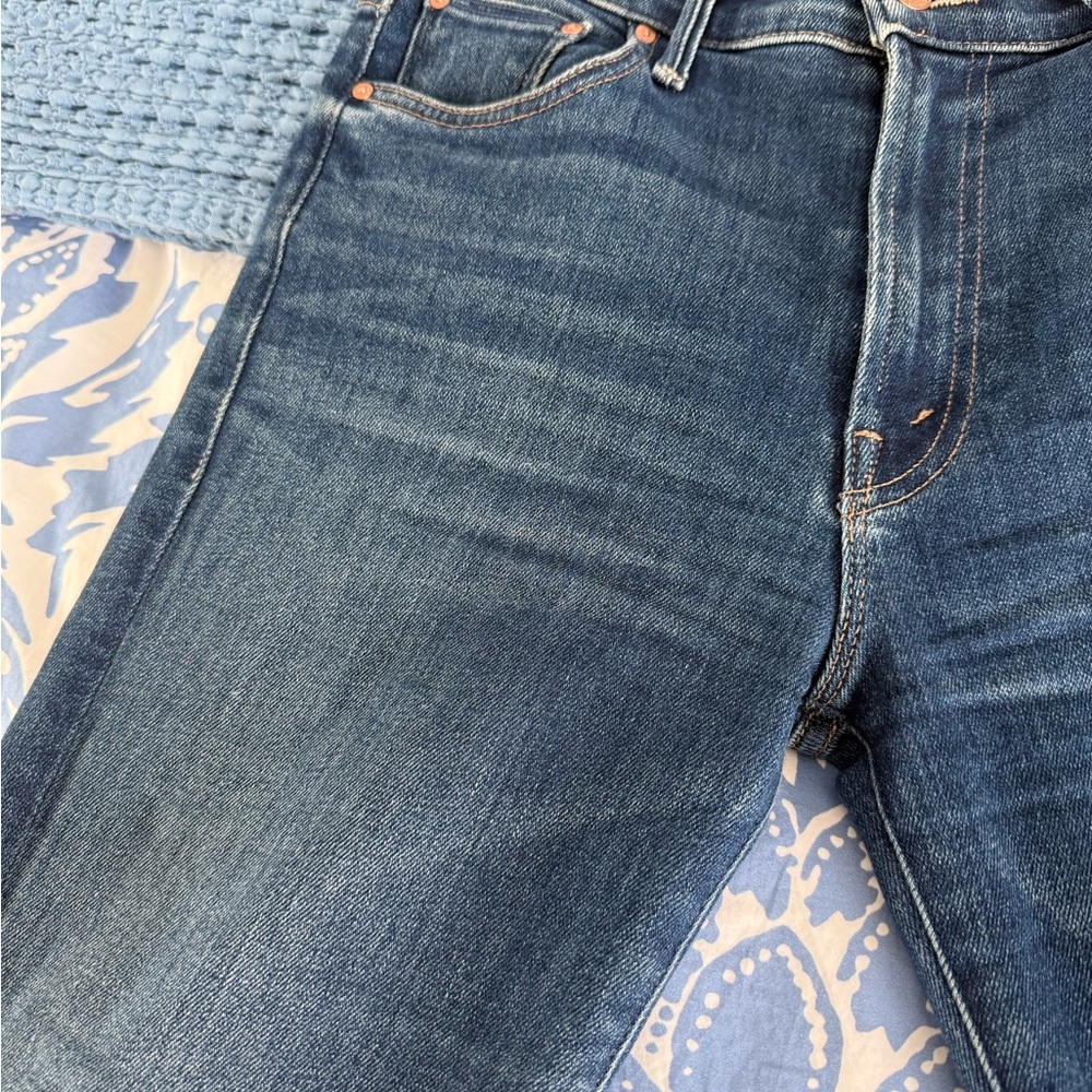 MOTHER Women's Dark Wash Ankle Cropped Jeans - Indigo - Picture 4 of 14